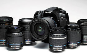 Single-lens reflex camera viewfinder